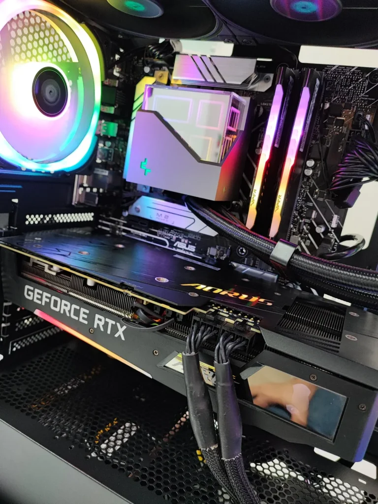 سیستم با AORUS RTX و خنککننده DeepCool – عکس 1